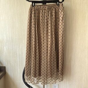 BNWT Anne Klein log polka dot mash skirt with ellastick waist, Size L